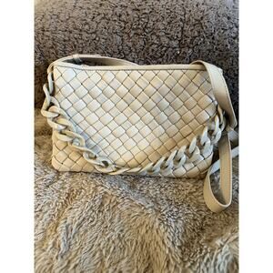 Vince Camuto leather crossbody with chain adyna